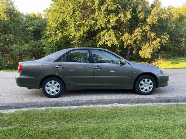 Toyota Camry - cars & trucks - by owner - vehicle automotive sale for sale in Moorhead, ND – photo 9