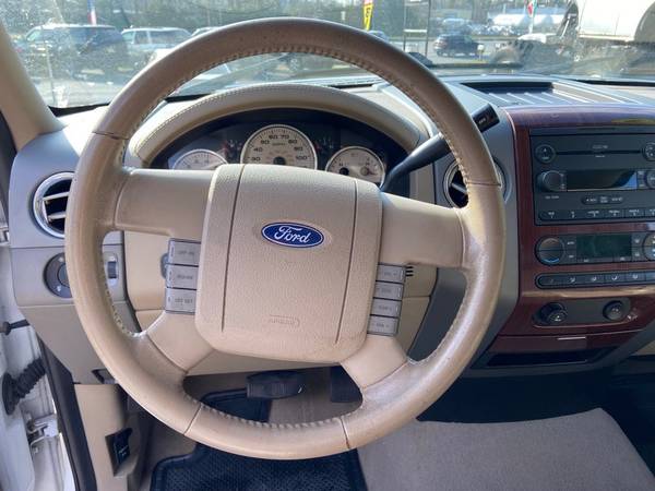 2007 Ford F-150 clean and loaded! - - by dealer for sale in Garden city, GA – photo 8