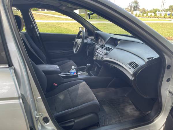 2009 Honda Accord - - by dealer - vehicle automotive for sale in Hudson, FL – photo 9