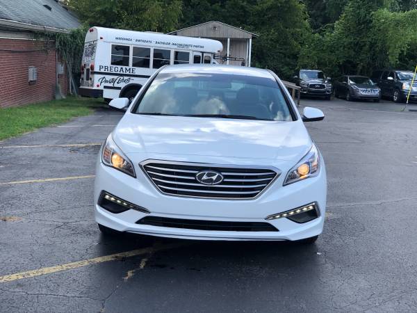2015 HYUNDAI SONATA - 4 NEW TIRES - PEARL WHITE PAINT - VERY CLEAN -... for sale in Nashville, KY – photo 2