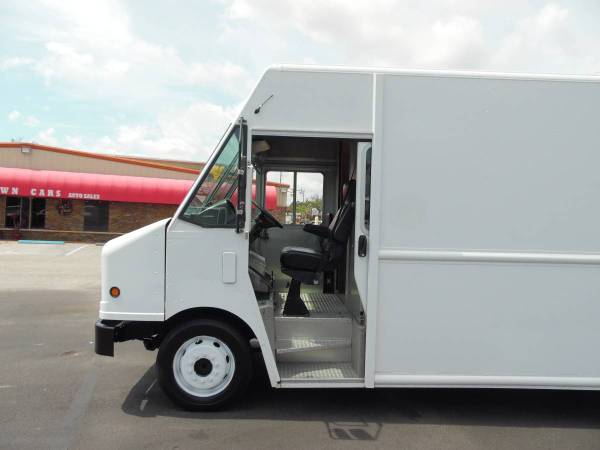 2007 UTILIMASTER Step Van Box Food Bread Truck DIESEL STEP VAN for sale in West Palm Beach, FL – photo 12