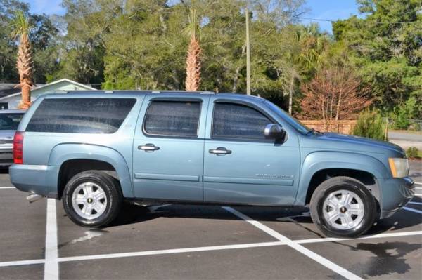 *2008* *Chevrolet* *Suburban* *LT* - cars & trucks - by dealer -... for sale in St. Augustine, FL – photo 2