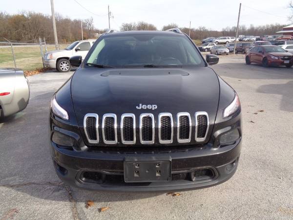 2014 Jeep Cherokee Latitude FWD - cars & trucks - by dealer -... for sale in Granby, MO – photo 2