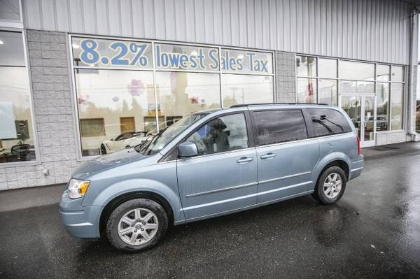 2010 Chrysler Town Country Touring for sale in McKenna, WA – photo 2