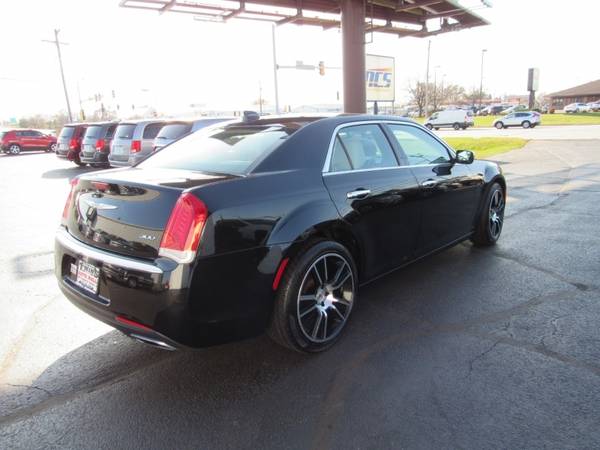 2018 CHRYSLER 300 LIMITED - cars & trucks - by dealer - vehicle... for sale in Rockford, WI – photo 10