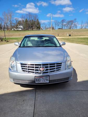 2008 Cadillac DTS for sale in Monroe, WI – photo 3