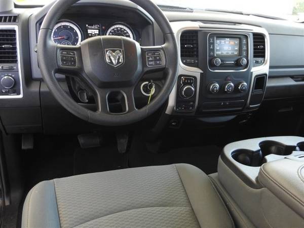 2019 Ram 1500 Classic SLT 4WD Crew Cab for sale in Wilmington, NC – photo 13