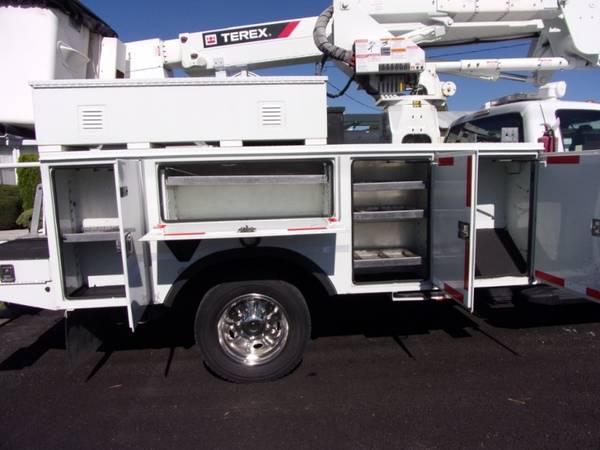 2012 Ford F-550SD 4WD 42Ft Terex Boom Inspected for sale in Columbus, OH – photo 10