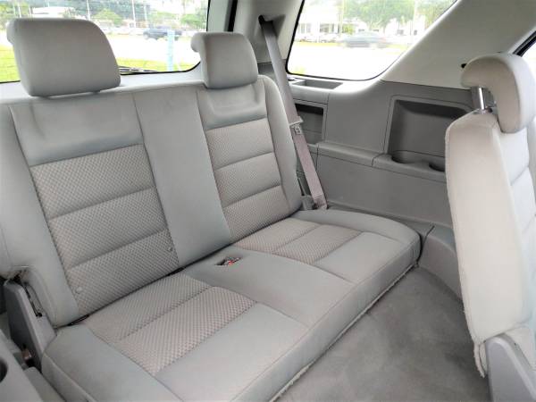 2006 FORD FREESTYLE SE 7 PASSENGER SUV ($600 DOWN WE FINANCE ALL) for sale in Pompano Beach, FL – photo 11