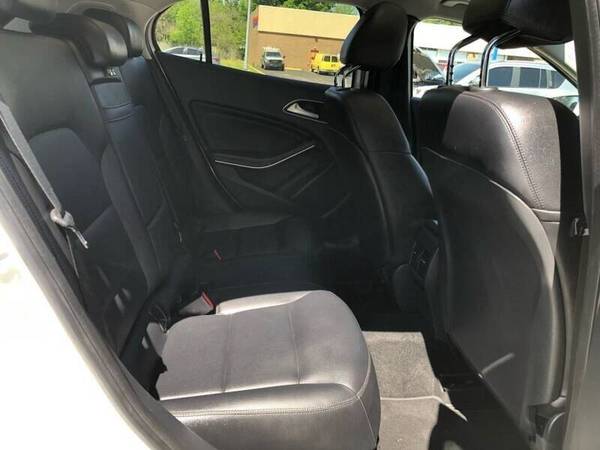 15 Mercedes GLA LOADED UP LEATHER BACK UP CAMERA for sale in Springdale, AR – photo 18