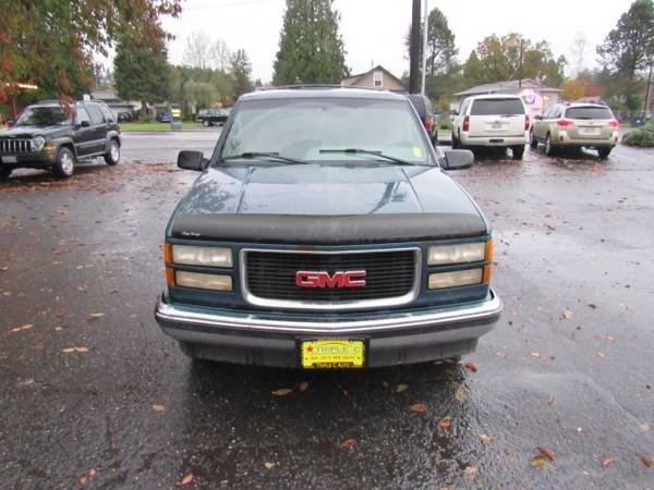 1995 GMC Yukon SLE FOR THOSE ON A BUDGET "NOT PRETTY RUNS GOOD" -... for sale in WASHOUGAL, OR – photo 2