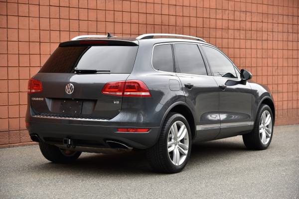 2014 Volkswagen Touareg VR6 Lux AWD - - by dealer for sale in Salem, NH – photo 7