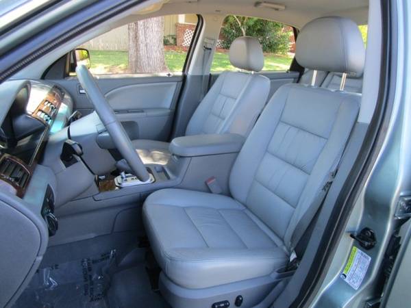 2005 FORD FIVE HUNDRED SEL - PARKING ASSIST - LEATHER SEATS DRIVES... for sale in Sacramento , CA – photo 5