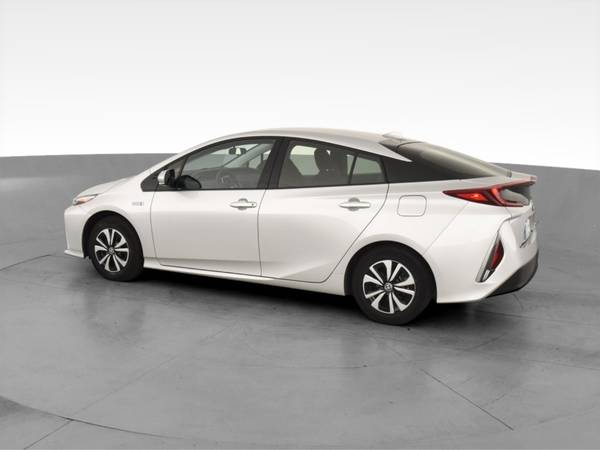 2018 Toyota Prius Prime Plus Hatchback 4D hatchback Silver - FINANCE... for sale in Bakersfield, CA – photo 6