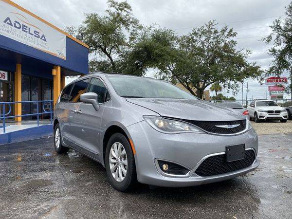 2017 Chrysler Pacifica Touring-L Minivan 4D BUY HERE PAY HERE!! for sale in Orlando, FL – photo 14