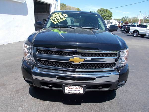 2009 Chevrolet Silverado Extended Cab LTZ - 4WD - Leather for sale in Warwick, RI – photo 2