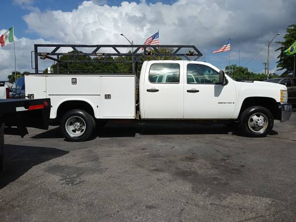 2008 CHEVY 3500 GAS CREW CAB UTILITY BED SUPER CLEAN RUNS PERFECT for sale in Orlando, FL – photo 3