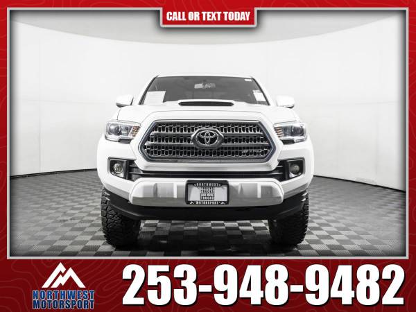 2017 Toyota Tacoma TRD Sport 4x4 - - by dealer for sale in PUYALLUP, WA – photo 9