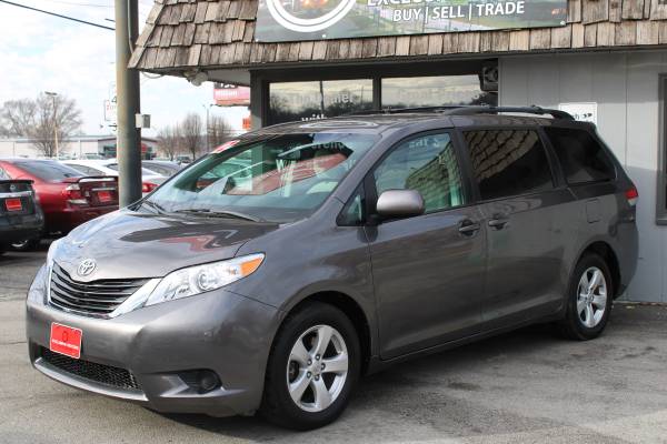 2012 Toyota Sienna LE 7 Passenger, Van, Only 55k, Great Price - cars... for sale in Omaha, NE – photo 3