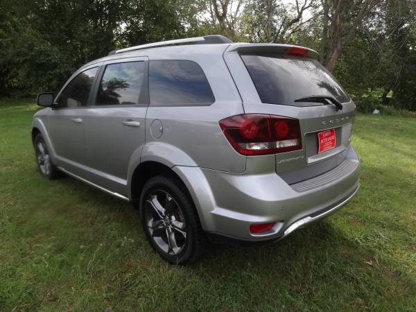 2015 Dodge Journey Crossroad - - by dealer - vehicle for sale in Council Bluffs, NE – photo 5