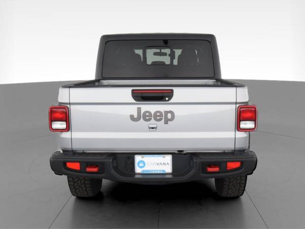 2020 Jeep Gladiator Rubicon Pickup 4D 5 ft pickup Silver - FINANCE -... for sale in Visalia, CA – photo 9