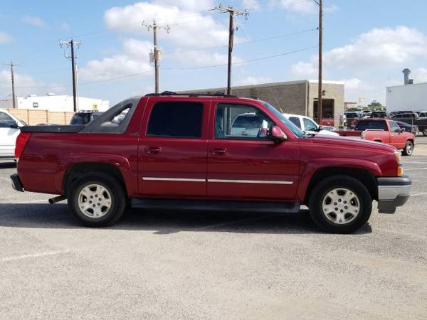 2005 Chevrolet Avalanche 1500 Z66 SKU:5G122107 Crew Cab for sale in North Richland Hills, TX – photo 5