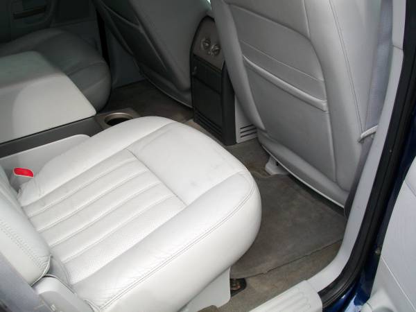 2004 Lincoln Aviator-137582 Miles-Michelins- 3rd Row Seat-No Accidents for sale in Wilmington, NC – photo 12