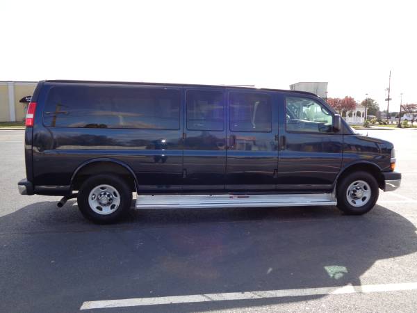 2011 CHEVROLET EXPRESS LT 3500 EXT. 15-PASSENGER! WITH ONLY 70K MILES! for sale in PALMYRA, NJ – photo 7