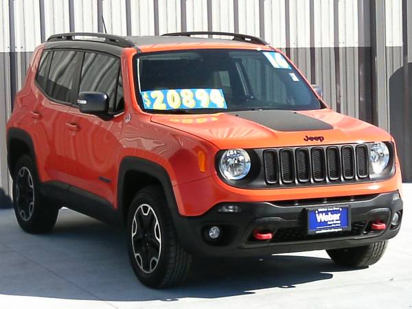 2016 Jeep Renegade Trailhawk-Navigation! Remote Start! Heated... for sale in Silvis, IA – photo 4