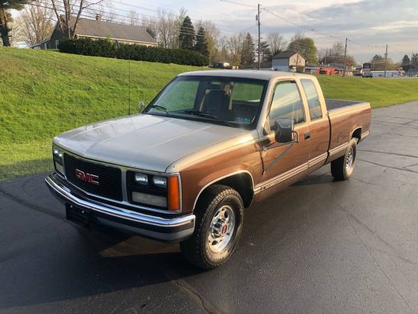 1988 GMC SIERRA 3500 SLE no rust 9900 - - by dealer for sale in Evans City, PA – photo 4