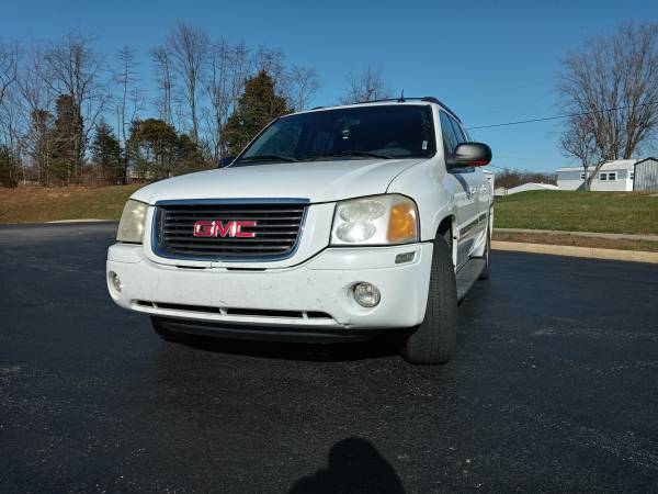 2004 GMC Envoy XL 4 WD - cars & trucks - by dealer - vehicle... for sale in Bloomington, IN – photo 10