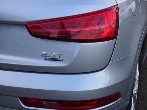 2018 Audi Q3 2.0T Premium quattro - cars & trucks - by dealer -... for sale in Beaverton, OR – photo 4