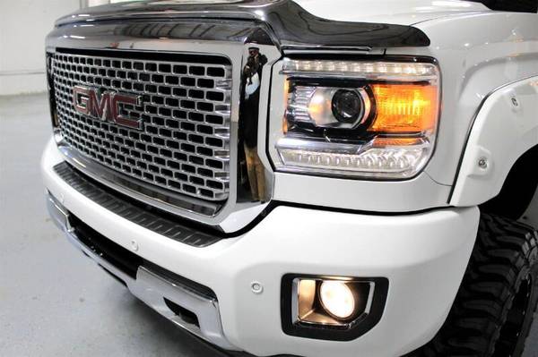 2015 GMC Sierra 2500HD Denali Crew Cab 4WD - cars & trucks - by... for sale in Fredericksburg, District Of Columbia – photo 22
