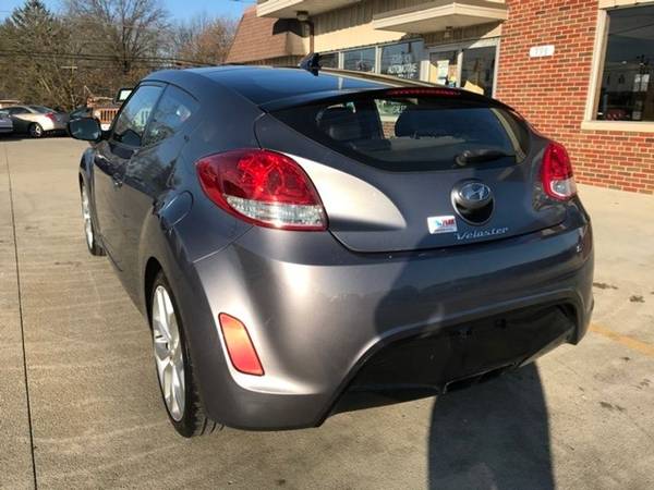 2012 *Hyundai* *Veloster* *Base* - cars & trucks - by dealer -... for sale in Medina, OH – photo 12