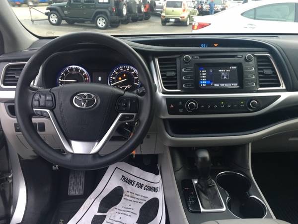 2016 Toyota Highlander AWD 3rd Row Lets Trade Text Offers Text Offe... for sale in Knoxville, TN – photo 15