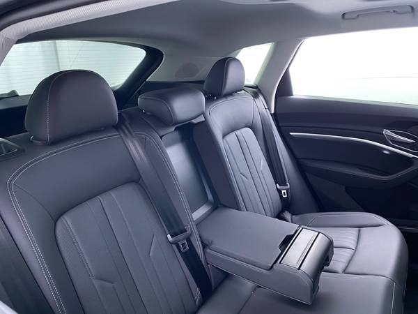 2019 Audi etron Premium Plus Sport Utility 4D suv Blue - FINANCE -... for sale in Houston, TX – photo 19