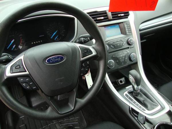 2014 Ford Fusion SE 4dr Sedan 104019 Miles - cars & trucks - by... for sale in Merrill, WI – photo 9