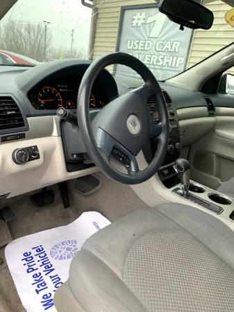 2008 Saturn Outlook FWD 4dr XE - cars & trucks - by dealer - vehicle... for sale in Chesaning, MI – photo 10