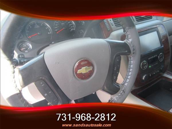 2009 CHEVROLET AVALANCHE, LEATHER, BLUETOOTH, TV/DVD, EXTRA CLEAN!! VE for sale in Lexington, TN – photo 6