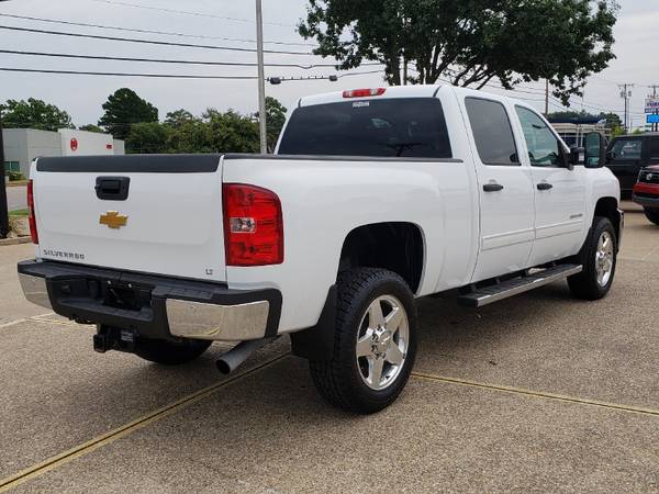 2014 CHEVY SILVERADO 2500HD: LT · Crew Cab · 2wd · 122k miles for sale in Tyler, TX – photo 4