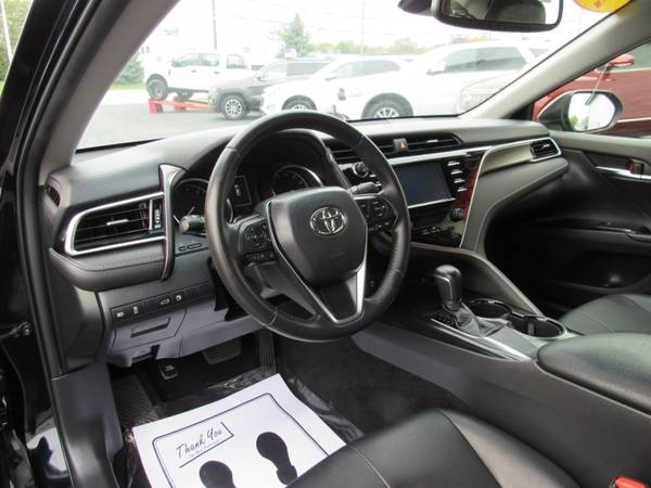 2018 Toyota Camry SE - cars & trucks - by dealer - vehicle... for sale in Rockford, IL – photo 15