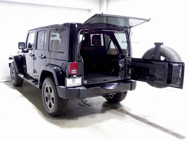 2014 Jeep Wrangler Unlimited Sahara !!Bad Credit, No Credit? NO... for sale in WAUKEGAN, WI – photo 7