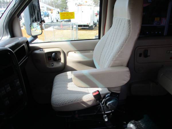 2008 Chevrolet CC4500 CREW CAB 4500 HAULER TRUCK 67K MILES - cars & for sale in south amboy, VA – photo 15