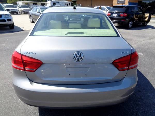 2014 Volkswagen Passat 4dr Sdn 2.0L DSG TDI SE w/Sunroof - cars &... for sale in Greenville, SC – photo 6