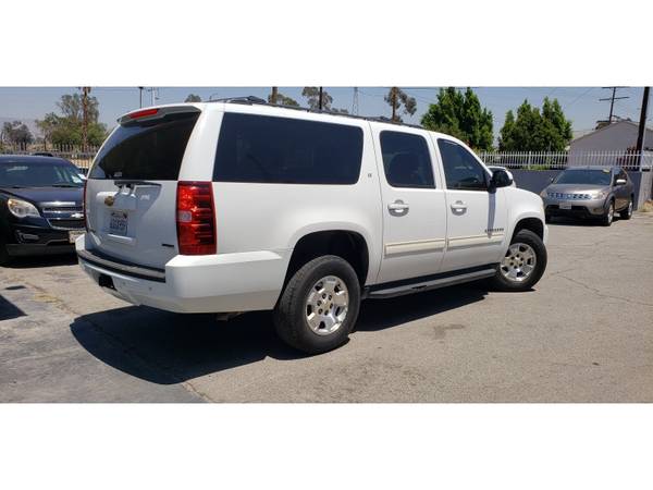 2011 Chevrolet Suburban 4WD 4dr 1500 LT - - by dealer for sale in SUN VALLEY, CA – photo 15