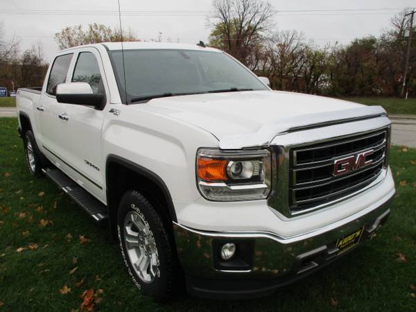 2014 GMC 1500 crewcab 4x4 SLT Z71 - - by dealer for sale in Fort Atkinson, WI – photo 4