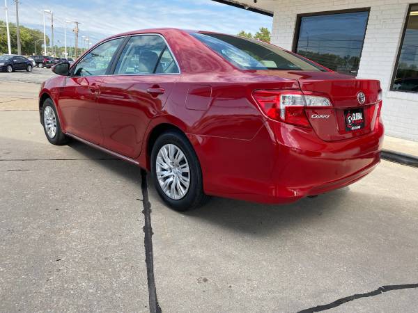 2013 TOYOTA CAMRY LE LOW MILES 34 K for sale in Bellevue, NE – photo 4