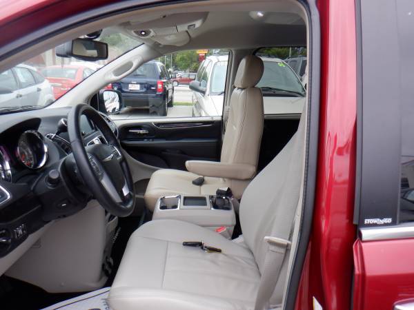 2013 Chrysler Town and Country Touring Red for sale in Des Moines, IA – photo 6