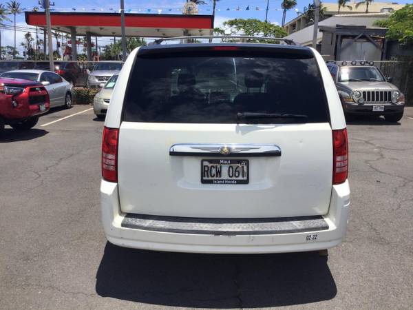 2010 Chrysler Town & Country 4dr Wgn Touring - - by for sale in Kahului, HI – photo 6