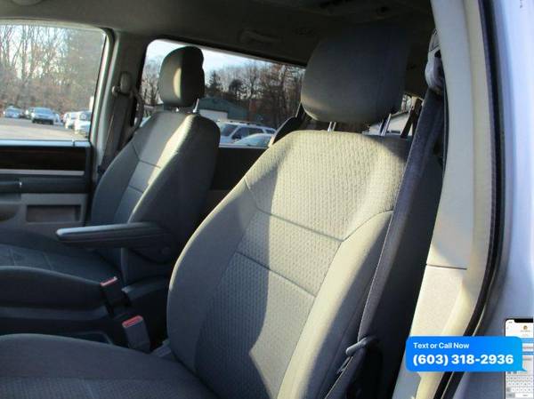 2010 Chrysler Town Country Touring Full Power Affordable ~ Warranty... for sale in Brentwood, VT – photo 21